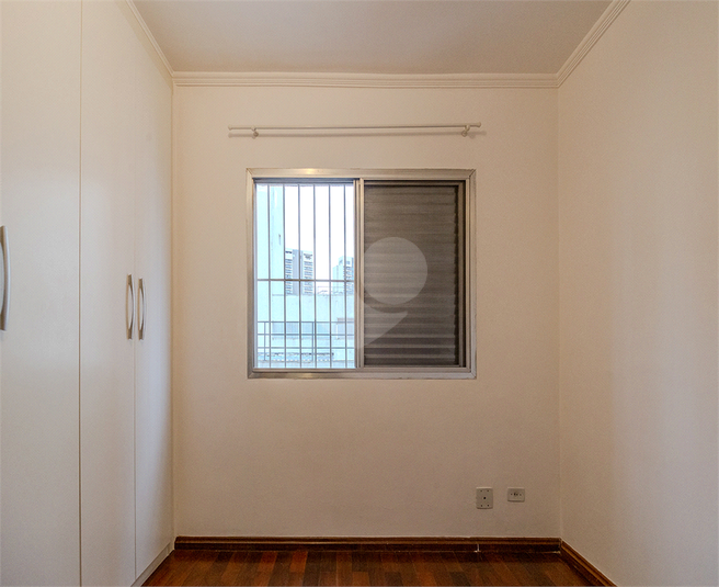 Foto REO1102463