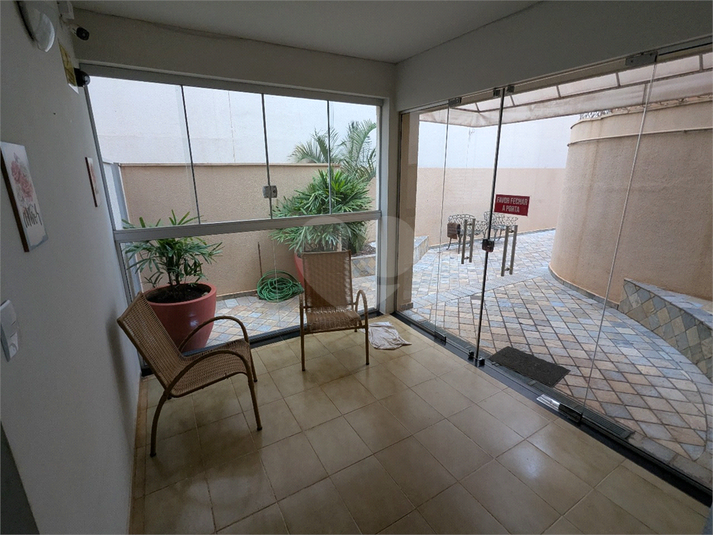 Foto REO1102476