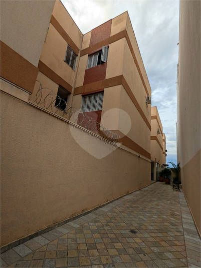 Foto REO1102476