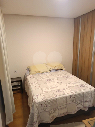 Foto REO1102481