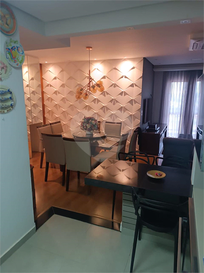 Foto REO1102481