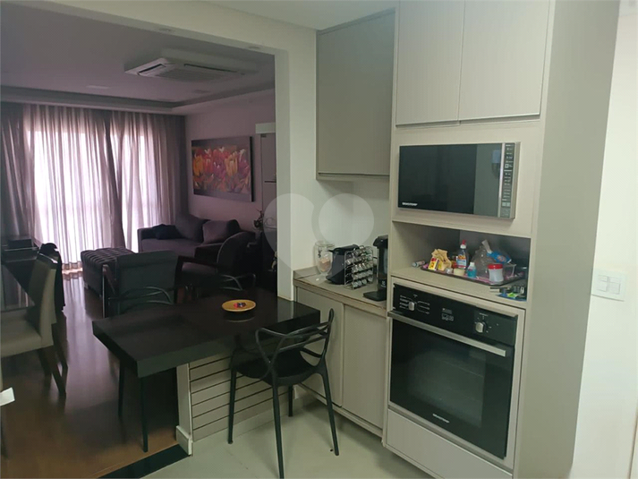 Foto REO1102481