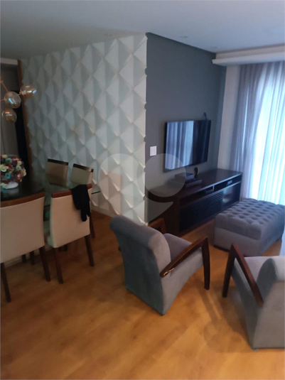Foto REO1102481