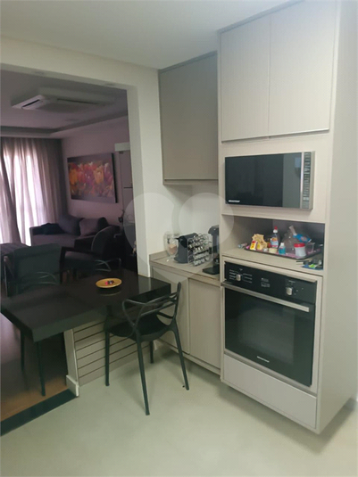 Foto REO1102481