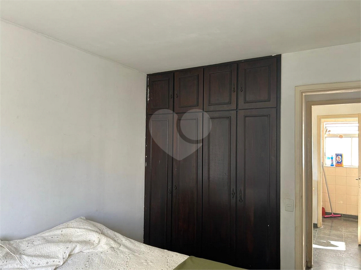 Foto REO1102491