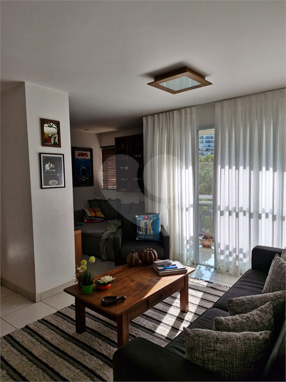 Foto REO1102504