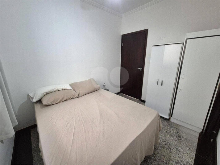 Foto REO1102509
