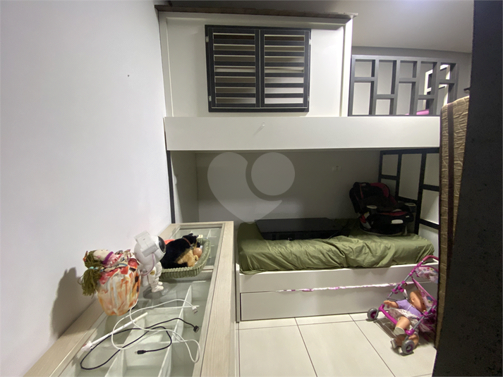 Foto REO1102511