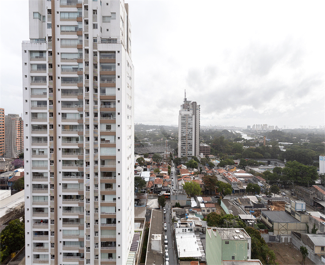 Foto REO1102517