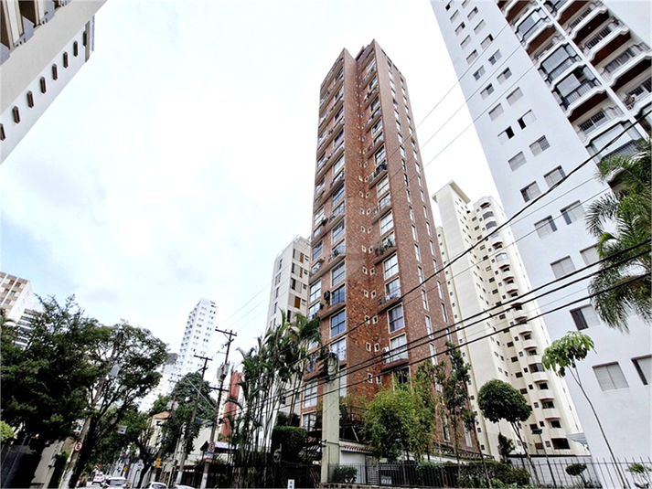 Foto REO1102528