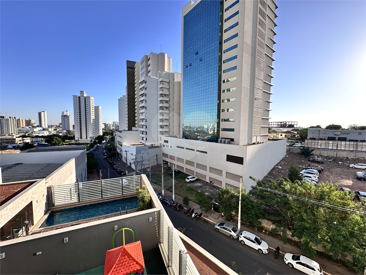 Foto REO1102532