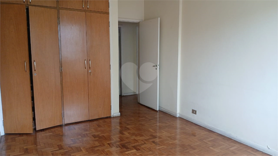 Foto REO1102533
