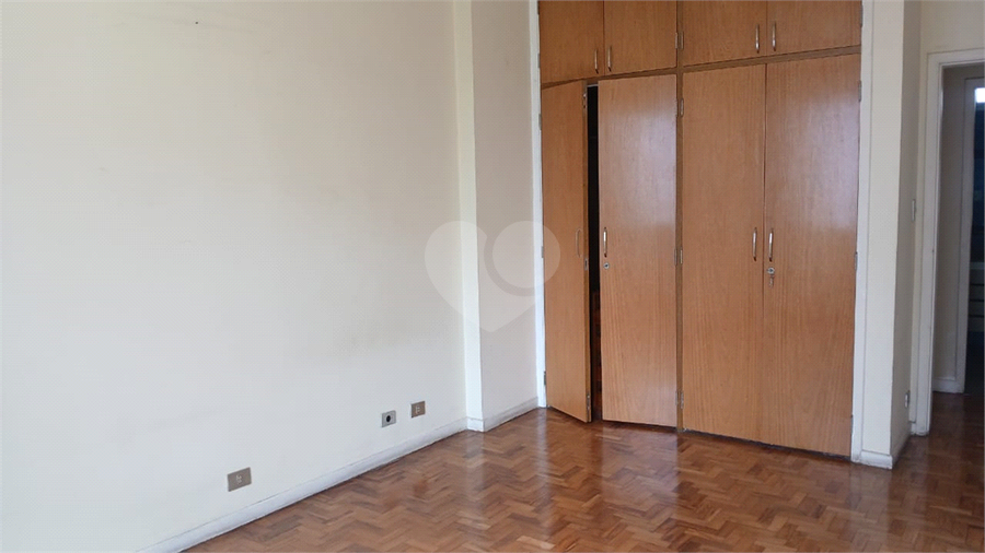Foto REO1102533