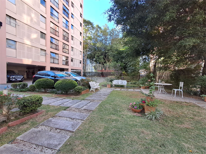 Foto REO1102536