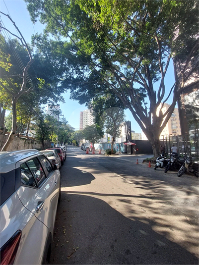 Foto REO1102547