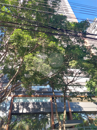 Foto REO1102547