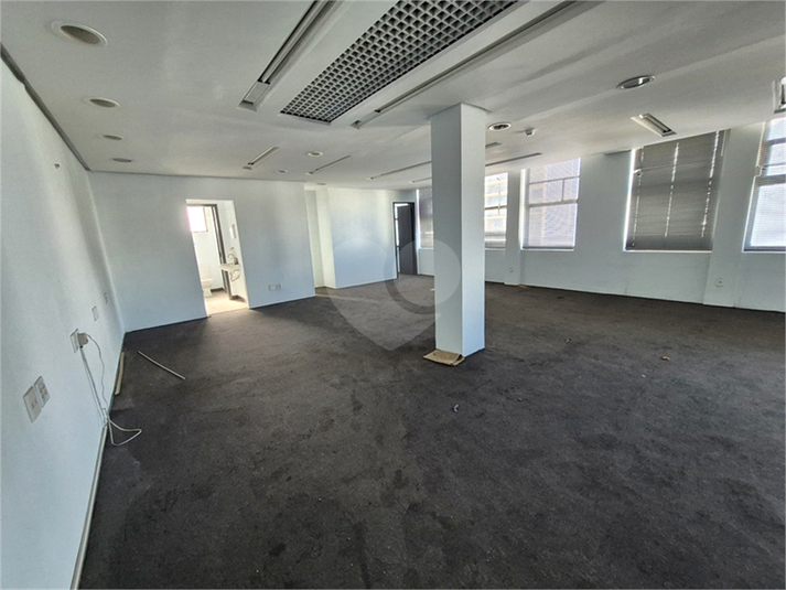 Foto REO1102554