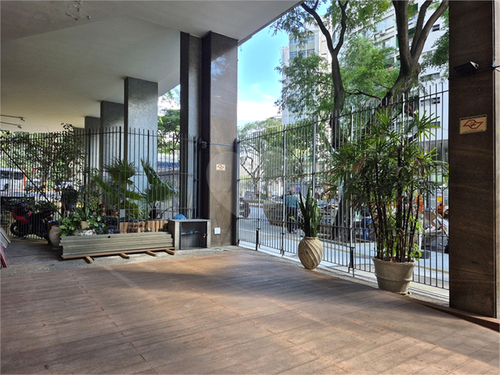 Foto REO1102557