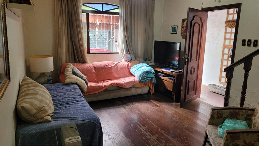 Foto REO1102558