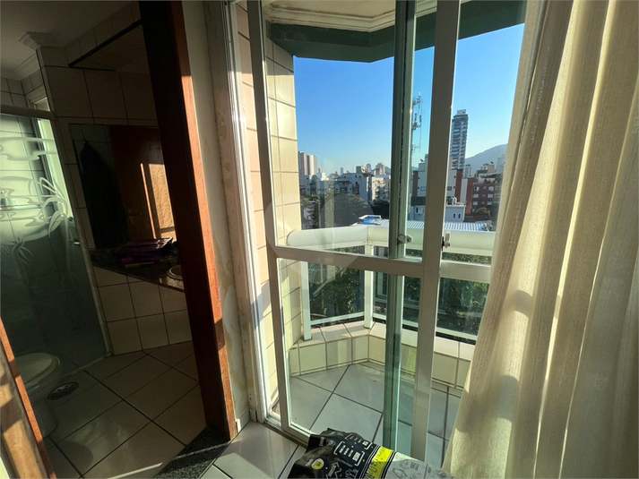 Foto REO1102568