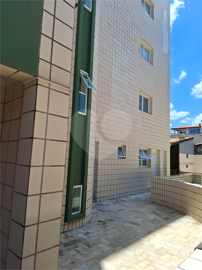 Foto REO1102568