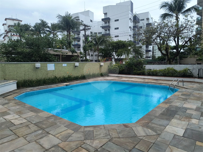 Foto REO1102576