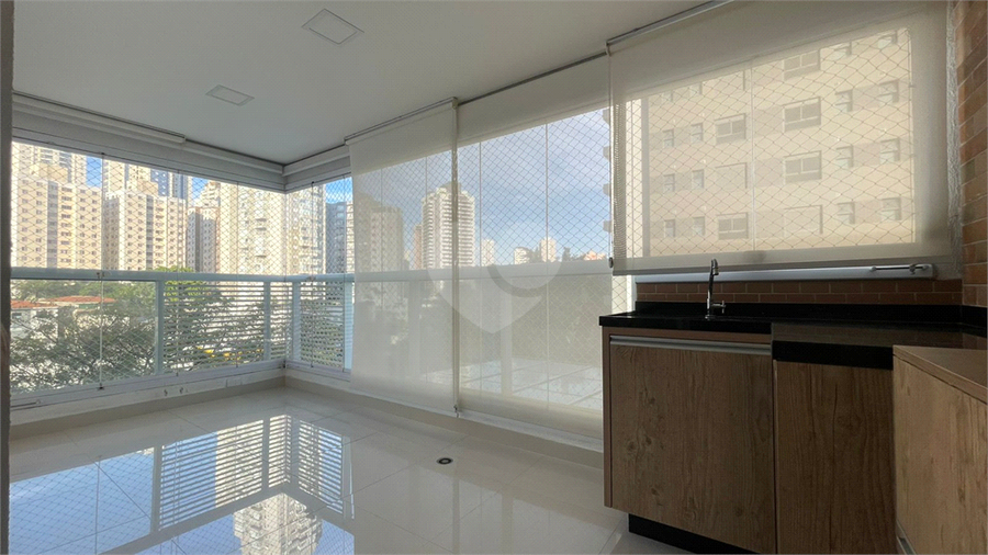 Foto REO1102580