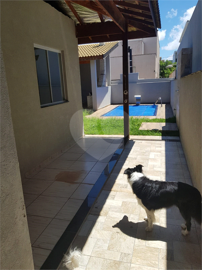 Foto REO1102609