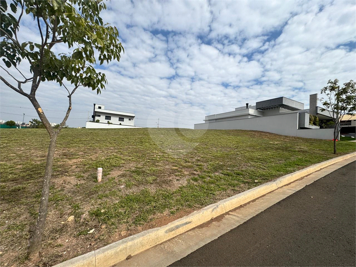 Foto REO1102616