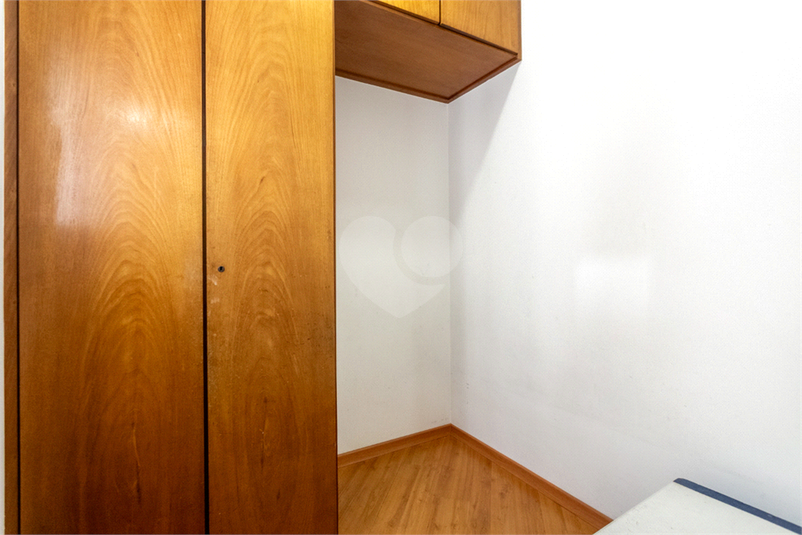 Foto REO1102621