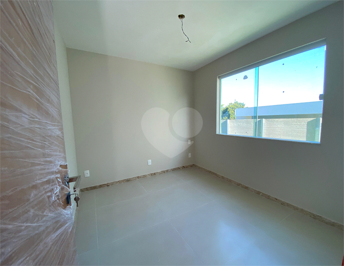 Foto REO1102623