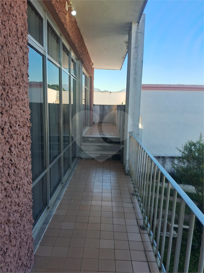 Foto REO1102626