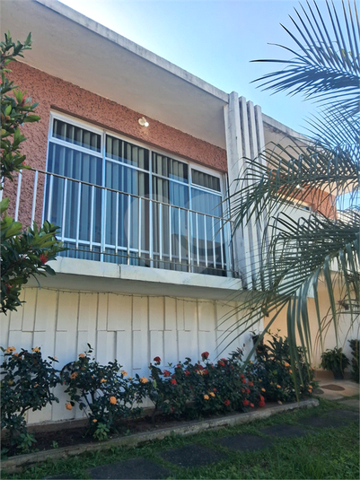 Foto REO1102626