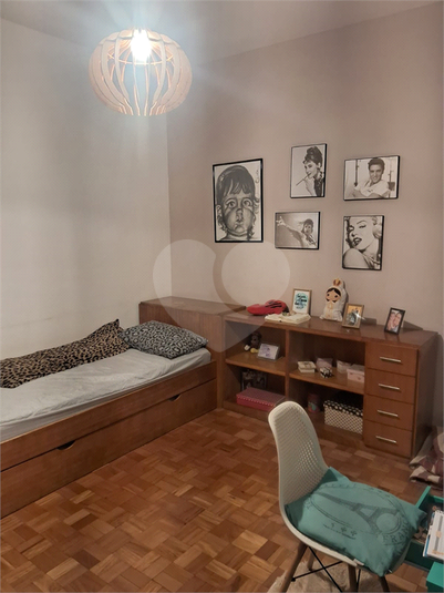 Foto REO1102626