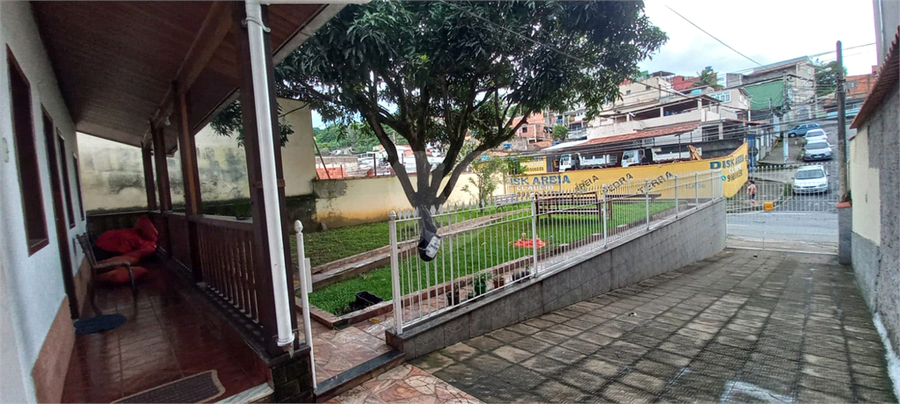Foto REO1102627