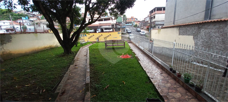 Foto REO1102627