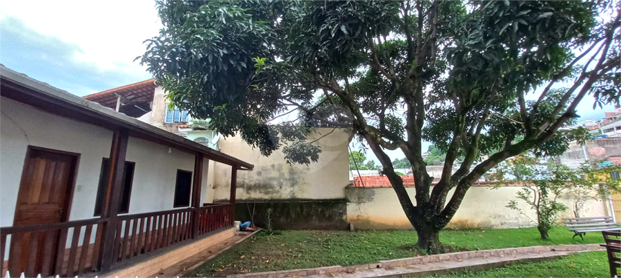 Foto REO1102627