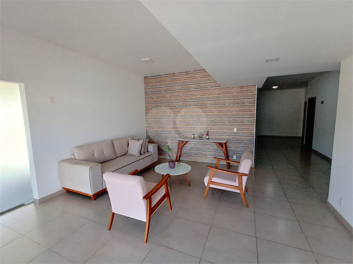 Foto REO1102633