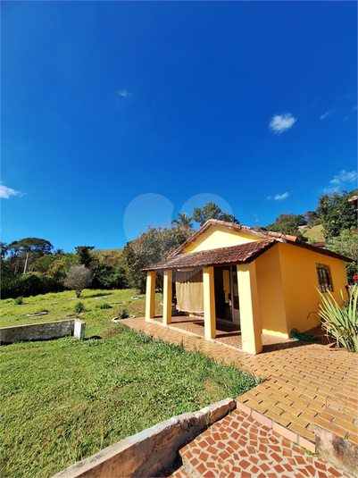 Foto REO1102634
