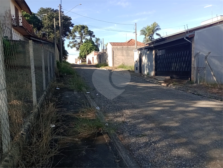 Foto REO1102640