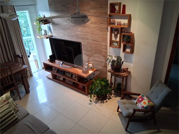 Foto REO1102651