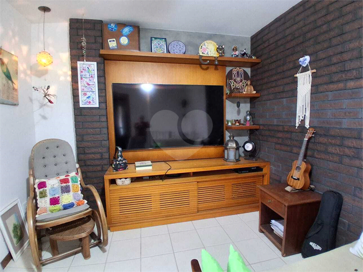Foto REO1102651