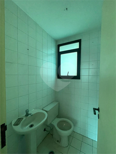 Foto REO1102655