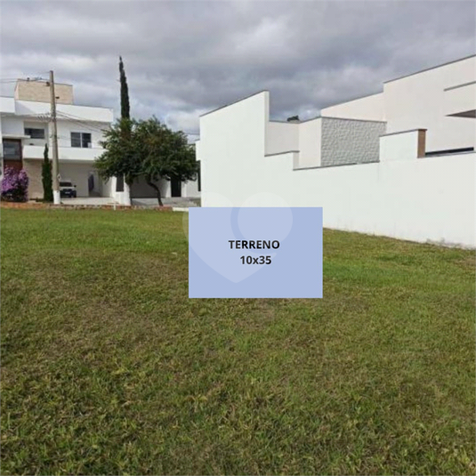 Foto REO1102657
