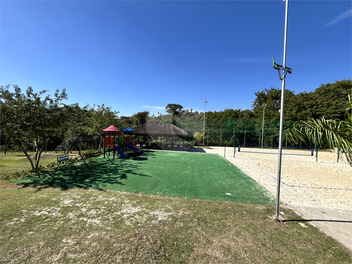 Foto REO1102659
