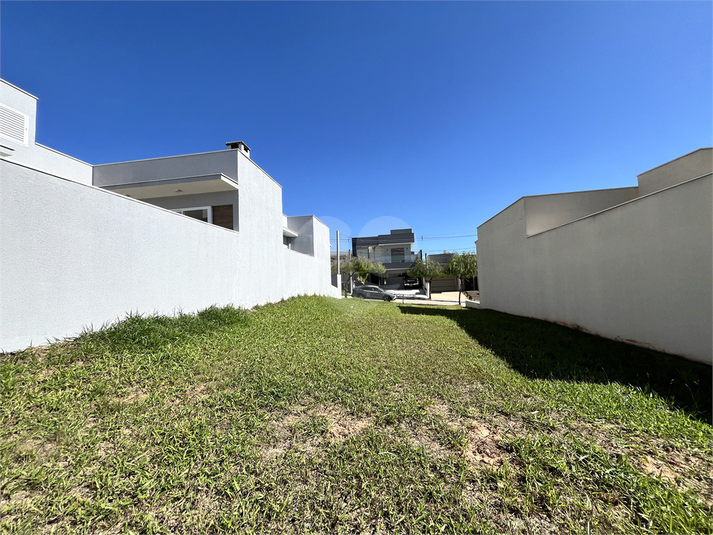 Foto REO1102659