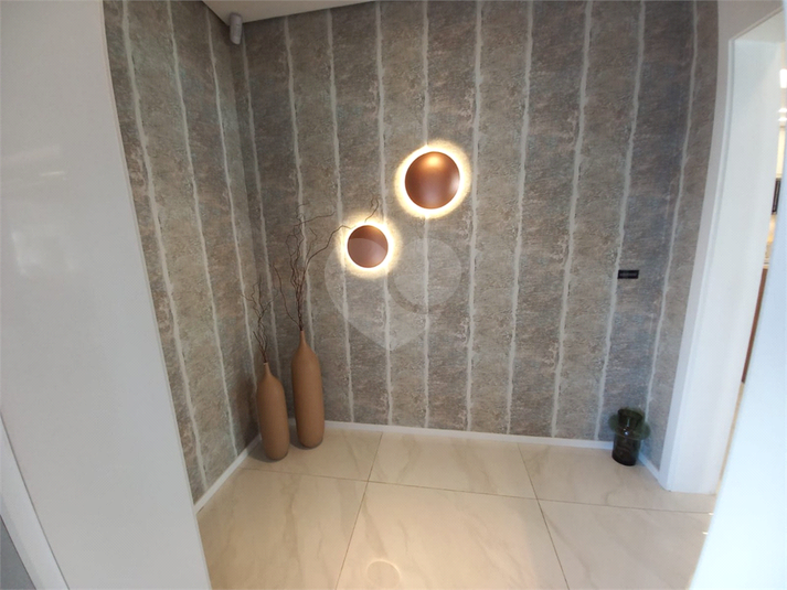 Foto REO1102660