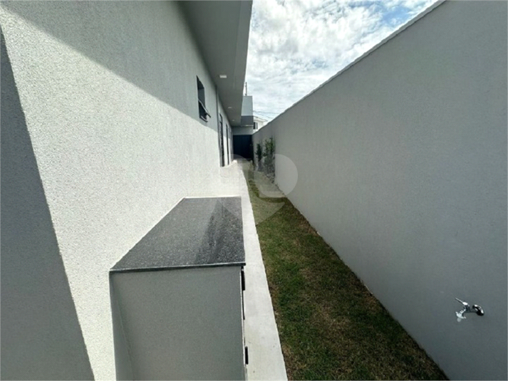 Foto REO1102663