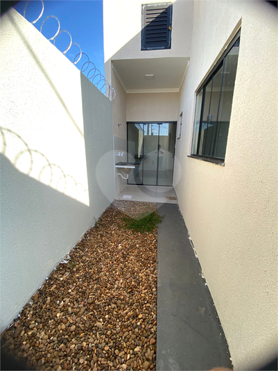 Foto REO1102668