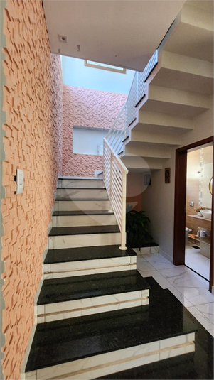 Foto REO1102673